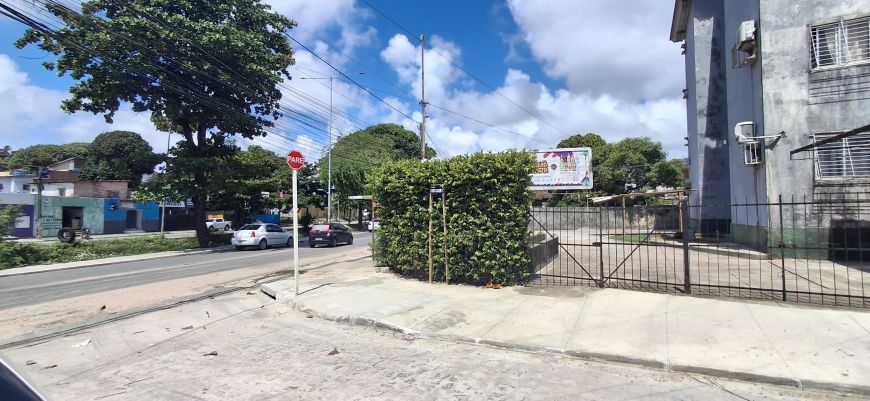 Imóvel para venda tem 70 metros quadrados com 2 quartos em Bultrins - Olinda - PE