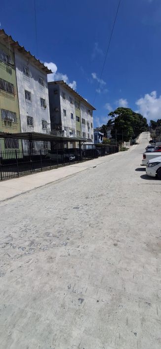 Imóvel para venda tem 70 metros quadrados com 2 quartos em Bultrins - Olinda - PE