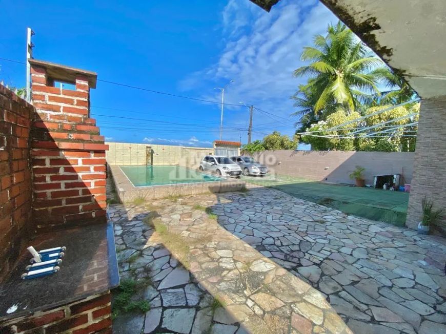 Casa de 325m² na Beira Mar de Rio Doce