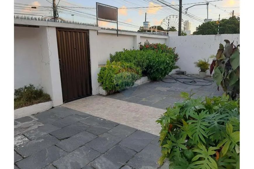 Excelente CASA solta