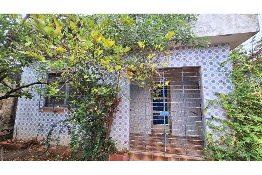 VENDA DE CASA /TERRENO