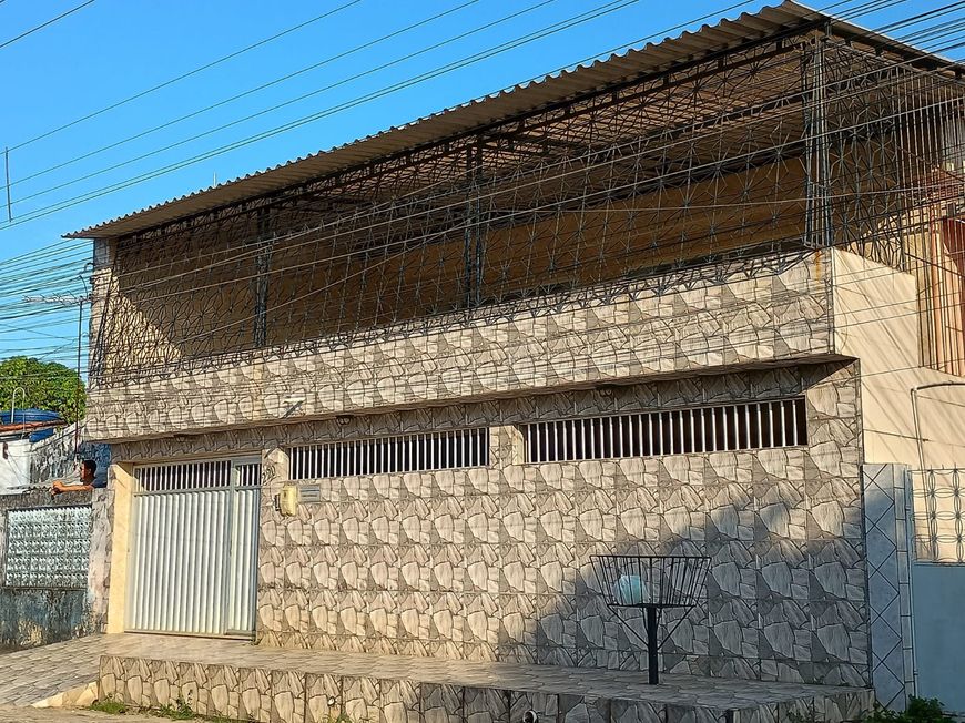 casa primeiro andar em Maranguape belíssima 250 m2 de area construida