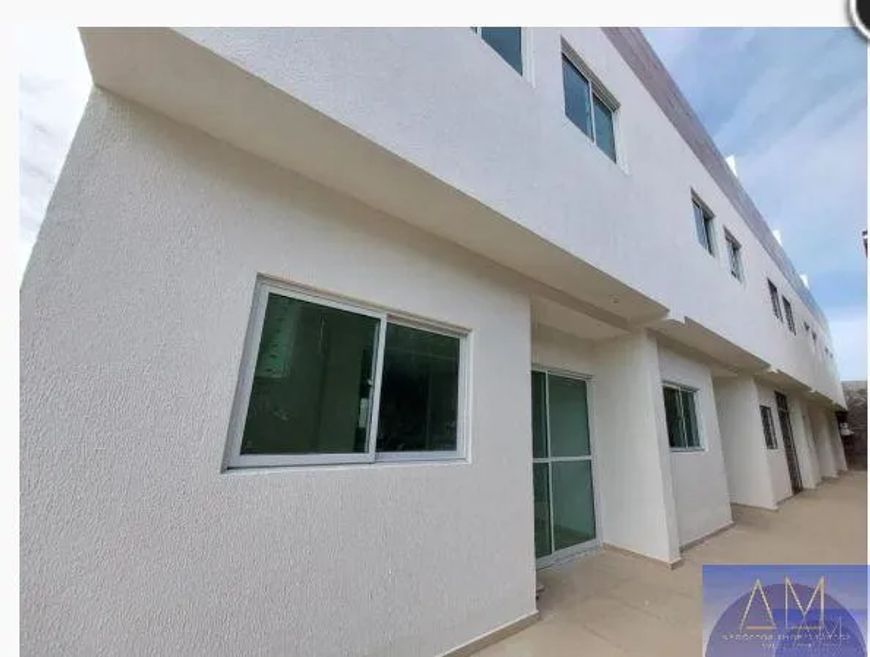 Casa à Venda em Bairro Novo