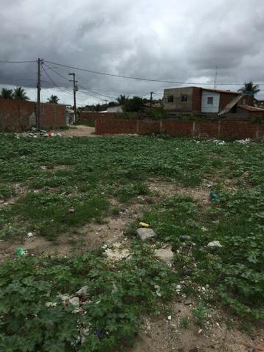 Otimo terreno em olinda com 450m2 prox a faculdade funeso , prox avenida