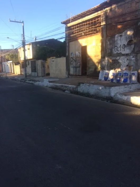Ótimo Galpão Comercial 114m2 no Salgadinho Próximo Centro Convenções, Aceito Carro
