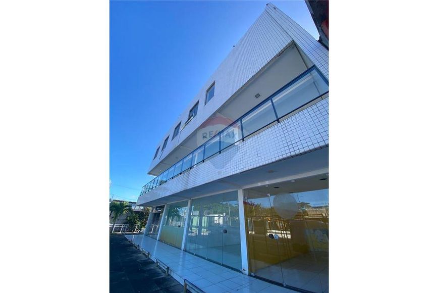 Galeria/Prédio Comercial para Venda, 17 lojas , Rio Doce, em frente a feira.