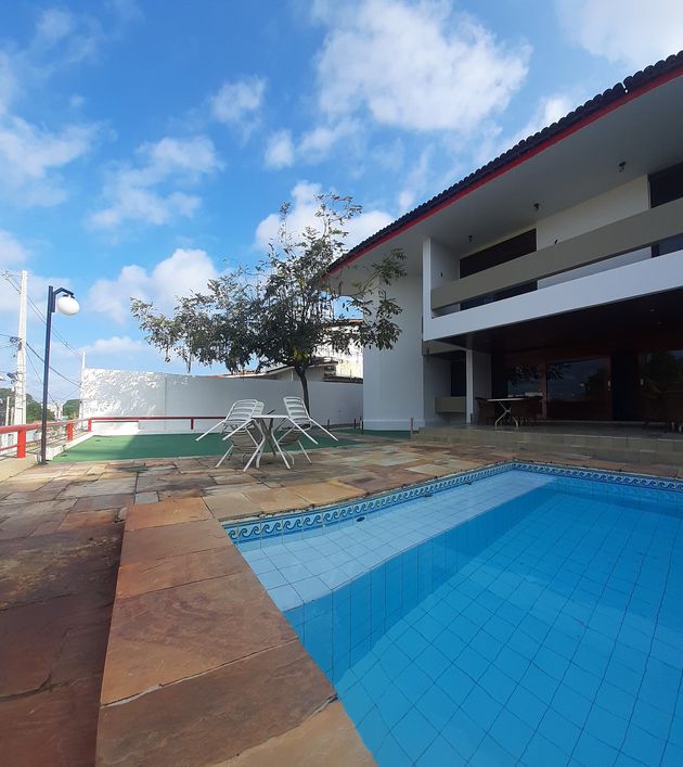Vendo excelente Mansão alto padrão com 490 m² completa com 5 qts/3 suítes em Fragoso - Olinda PE