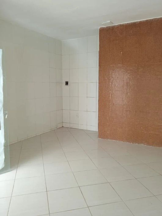 REF: TVA204 - SALA COMERCIAL PARA VENDA OU LOCAÇÃO NA GALERIA CASA BLANCA EM CASA CAIADA