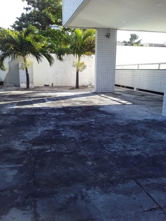 Imóvel para venda possui 148 metros quadrados com 4 quartos em Casa Caiada - Olinda - PE