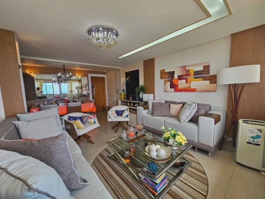 Apartamento de 248m² na Orla de Olinda! 3 quartos e 3 banheiros