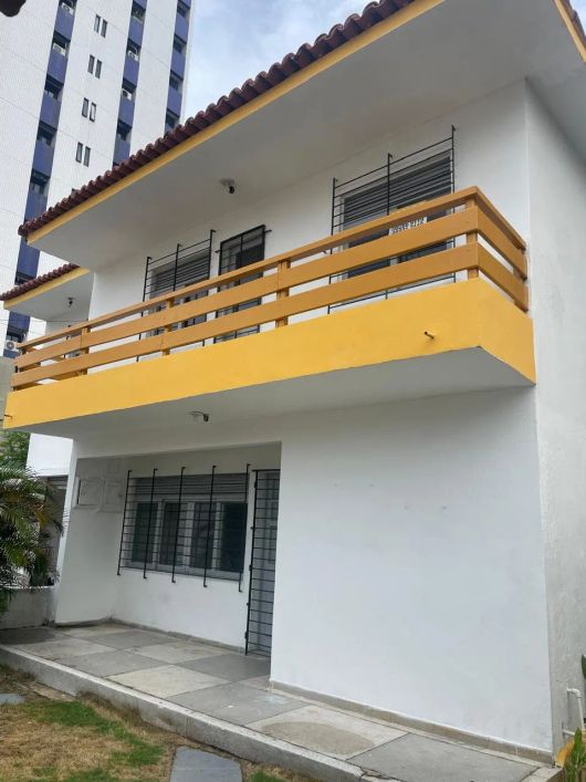 Esta casa é uma OPORTUNIDADE ÚNICA EM CASA CAIADA - Olinda - PE