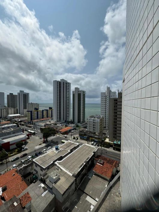 Apartamento com 70m2, 3 quartos, com lazer e pertinho do Shopping e da Praia por apenas R$359mil!