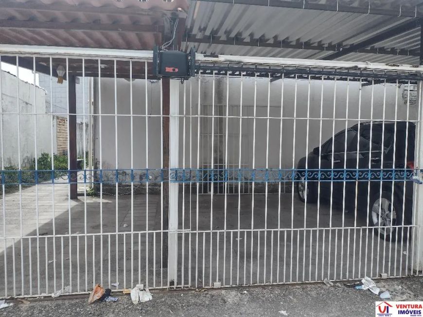 Casa à Venda em Jardim Atlântico