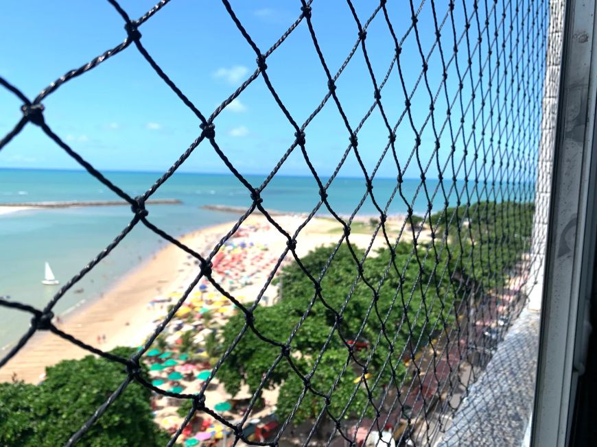 Beira Mar e não Frente do PATTEO. VISTA ETERNA PRO MAR.