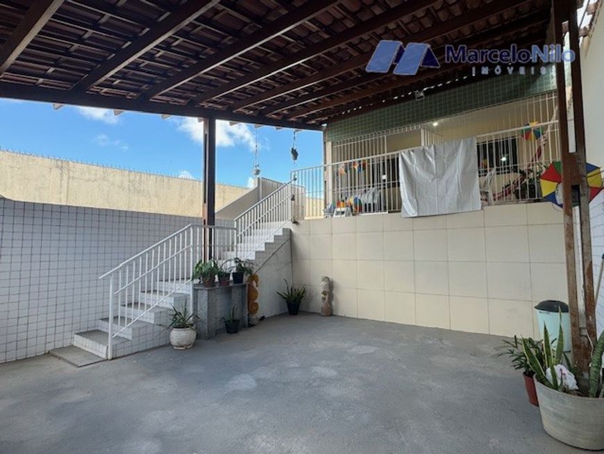 Duplex em Olinda Com 04 Quartos, 01 Suíte, 117m2 e 02 Vagas