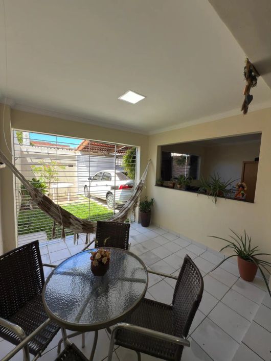 Casa para venda com 3 quartos em Rio Doce - Olinda