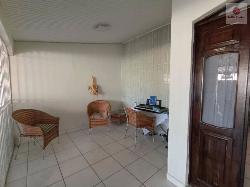 VENDO ÓTIMA CASA COM 3 QUARTOS NO BAIRRO DE RIO DOCE - OLINDA