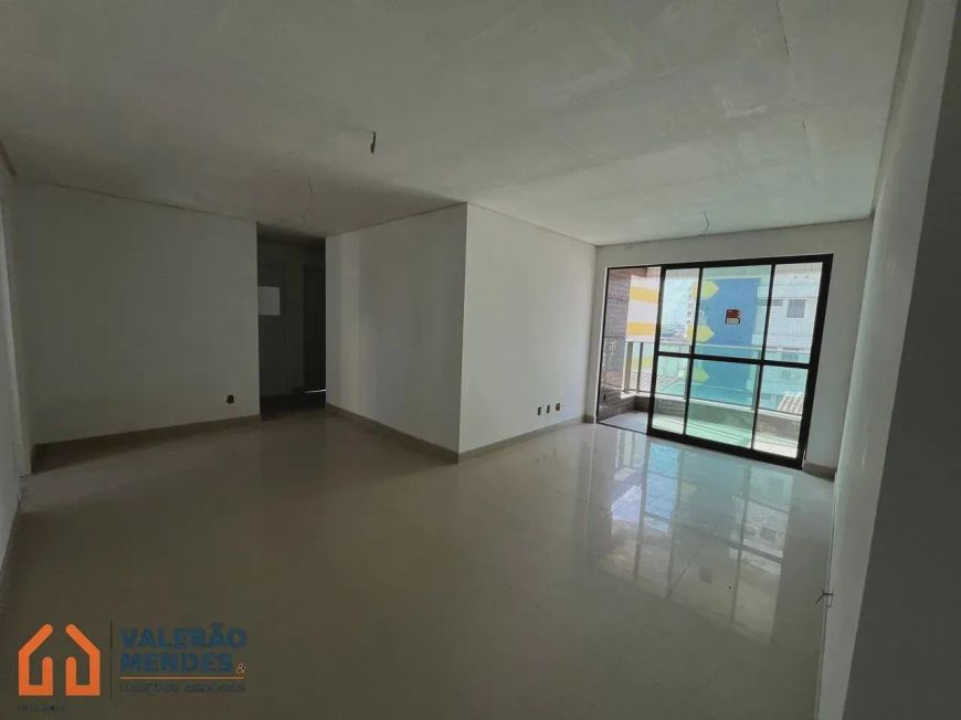 Venâncio Barbosa - More na Beira Mar de Casa Caiada - 3 quartos 100m² - 2 Vagas