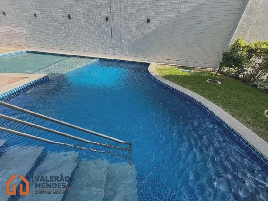 Venâncio Barbosa - More na Beira Mar de Casa Caiada - Apartamento de 3 quartos 100m² - 2 V