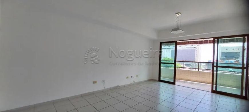 Imóvel para venda possui 100 metros quadrados com 3 quartos em Casa Caiada - Olinda - PE