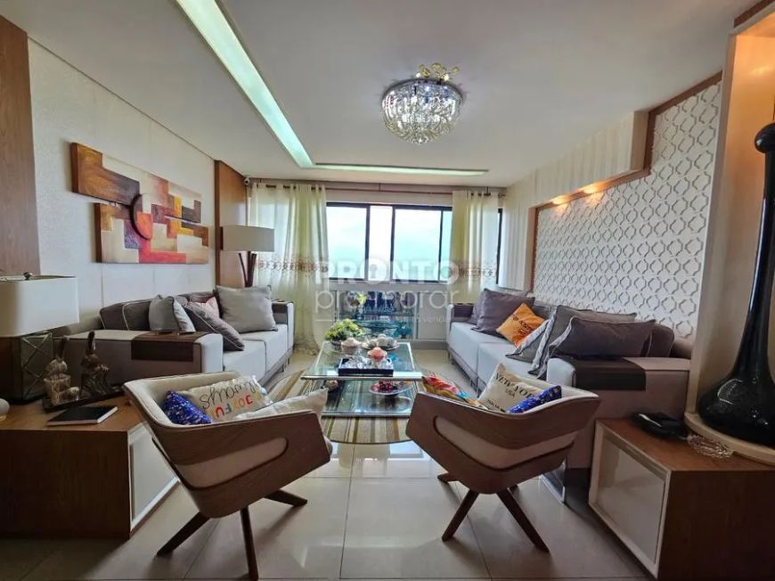 Apartamento em Casa Caiada, Olinda com 248m² no Edf Maison Monet