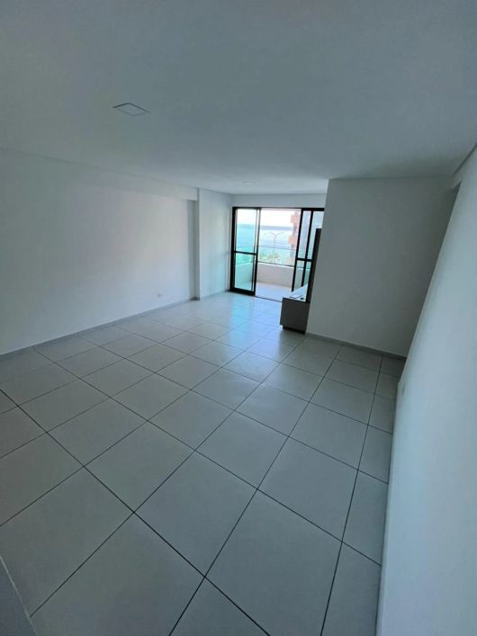 Apartamento novo com 3 suítes à venda, beira mar de Olinda.