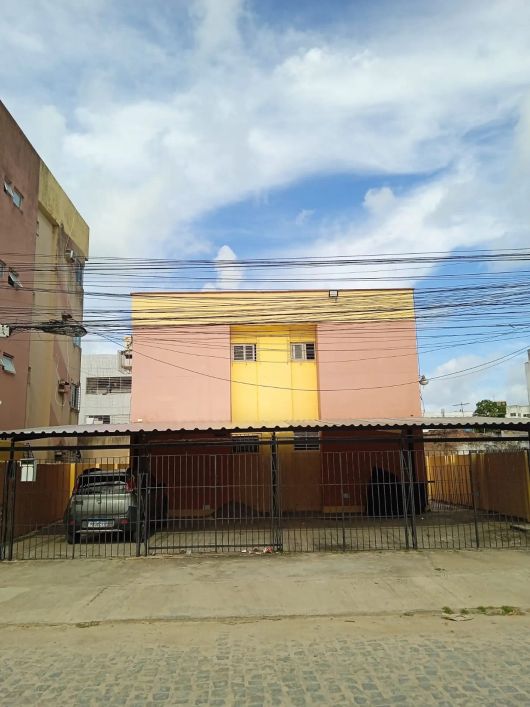 REF: TV179 - VENDE-SE EXCELENTE APTO NO EDF LÍGIA EM FRAGOSO