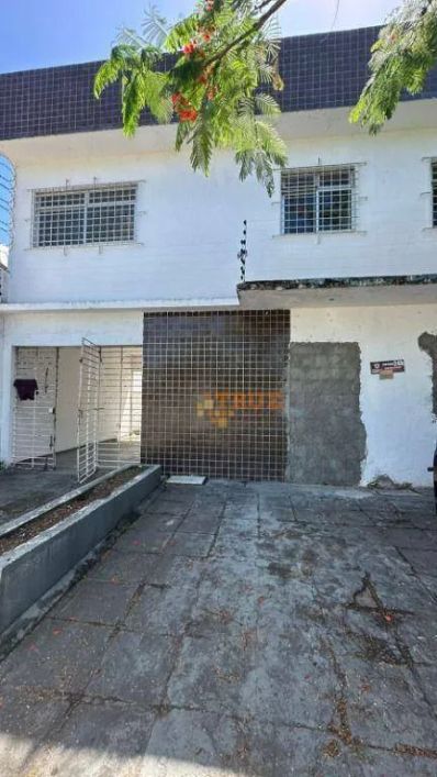 Casa em Frente ao Centro de Convenções