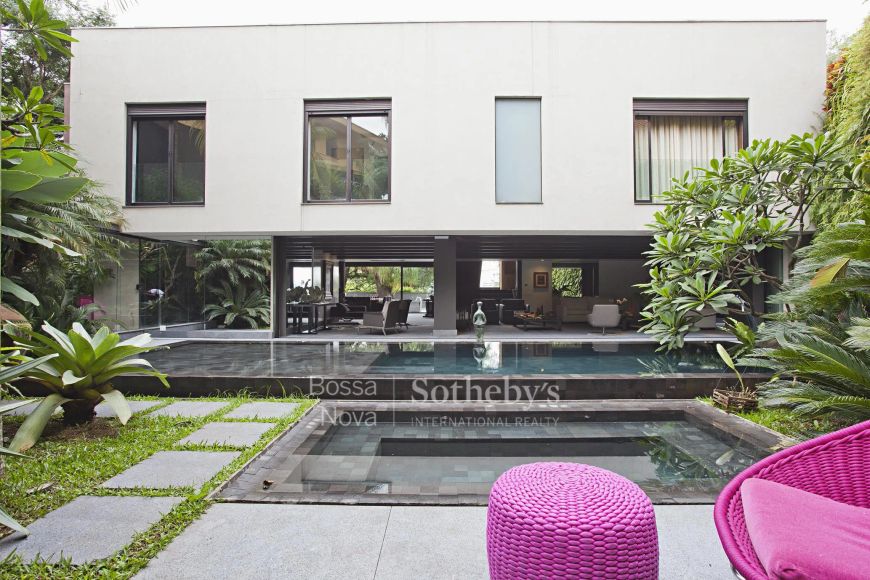 Casa com vista para o pôr do sol