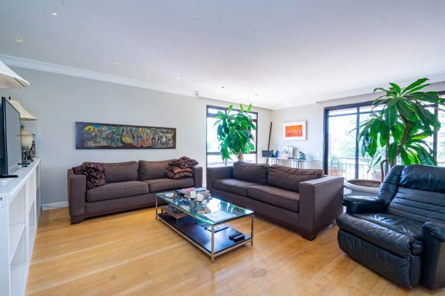 Apartamento tipo para venda com 4 quartos, sendo 3 suítes, 259.6m²