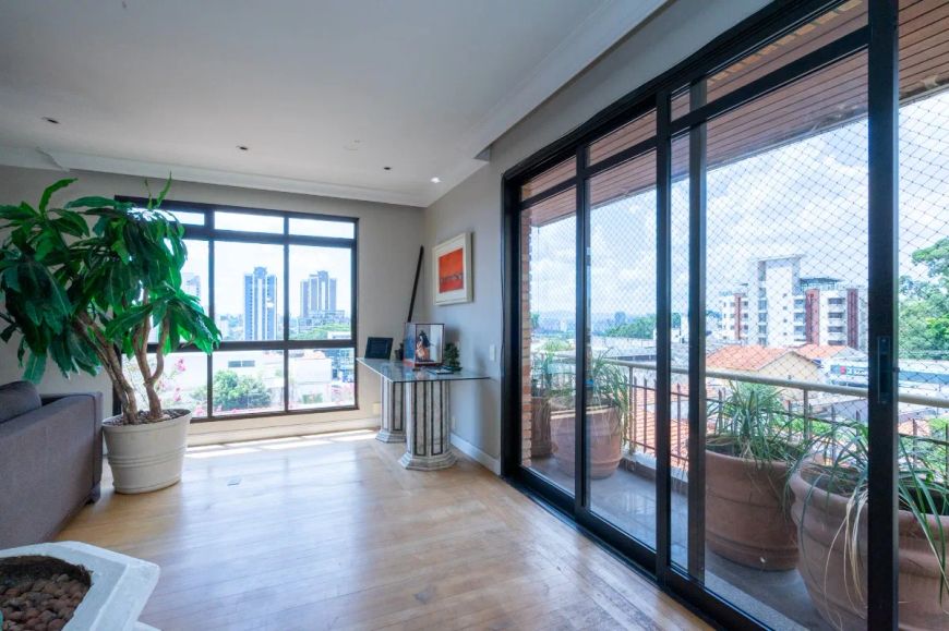Apartamento tipo para venda com 4 quartos, sendo 3 suítes, 259.6m²