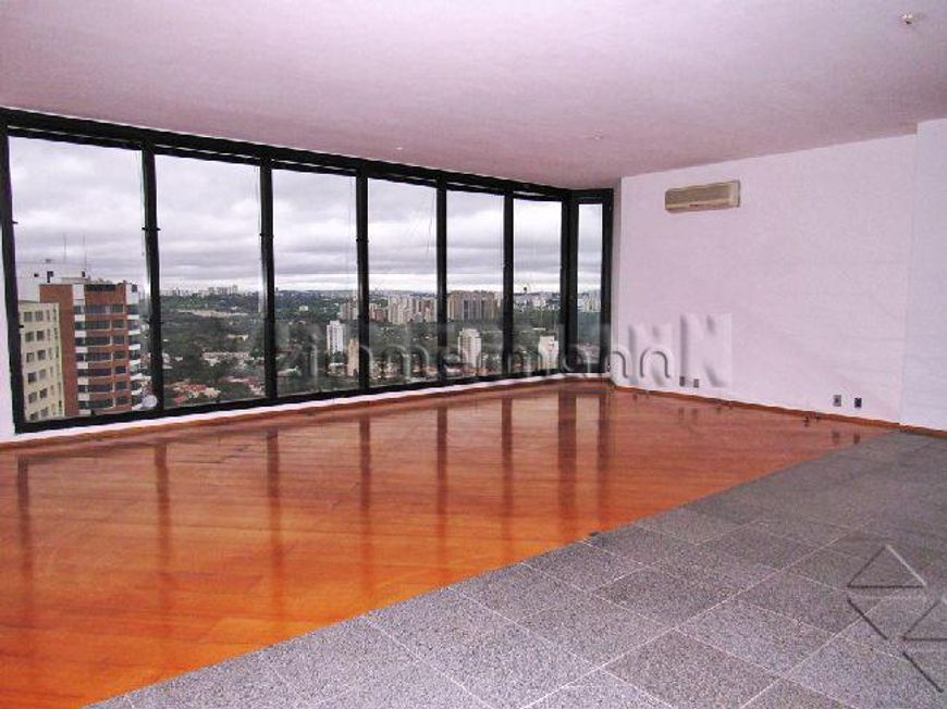 COBERTURA ALTO DE PINHEIROS 2 SUÍTES