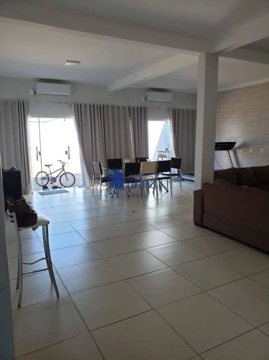 Casa no Monte Sinai Anápolis Com 4/4 e Poço Artesiano à Venda