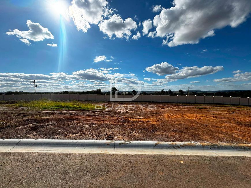 Lote em Condomínio Vinhas Anápolis