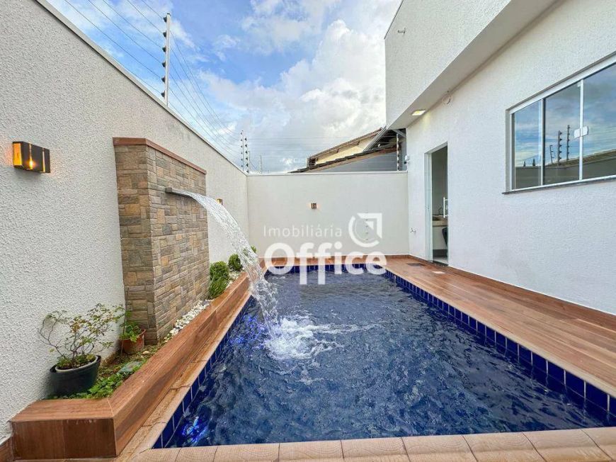 Casa com 3 quartos à venda, 105 m² por R$ 1.650.000 - Residencial Ayrton Senna - Anápolis/GO