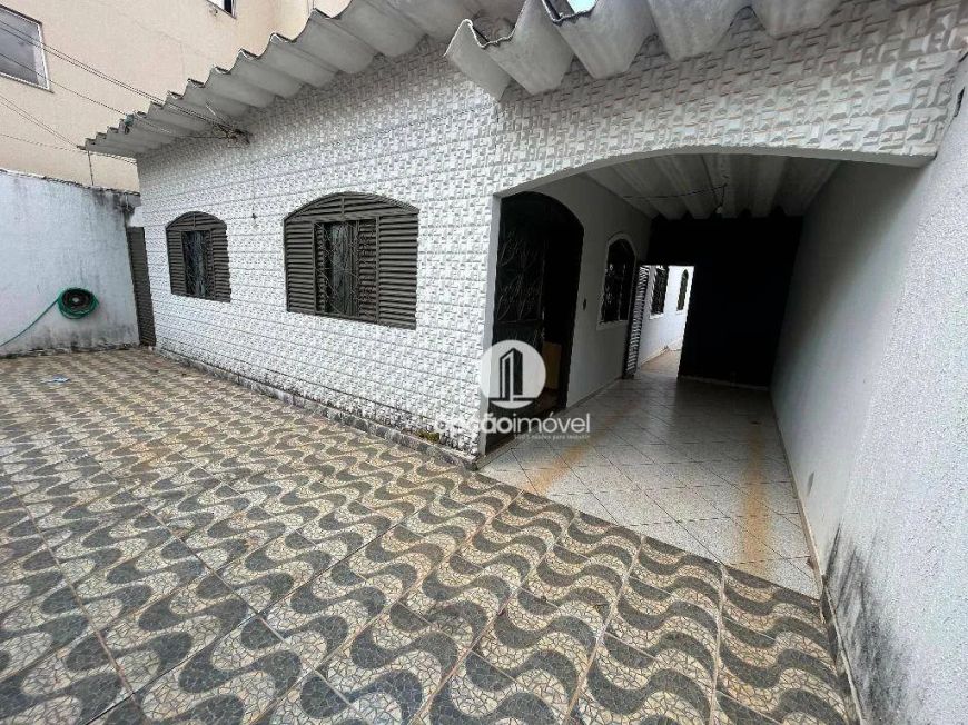 Casa com 3 dormitórios à venda, 180 m² por R$ 550.000,00 - Vila Jaiara - Anápolis/GO