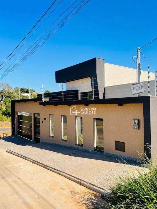 Casa com 3 dormitórios à venda, 138 m² por R$ 630.000,00 - Residencial Jardins Do Lago - Anápolis/GO