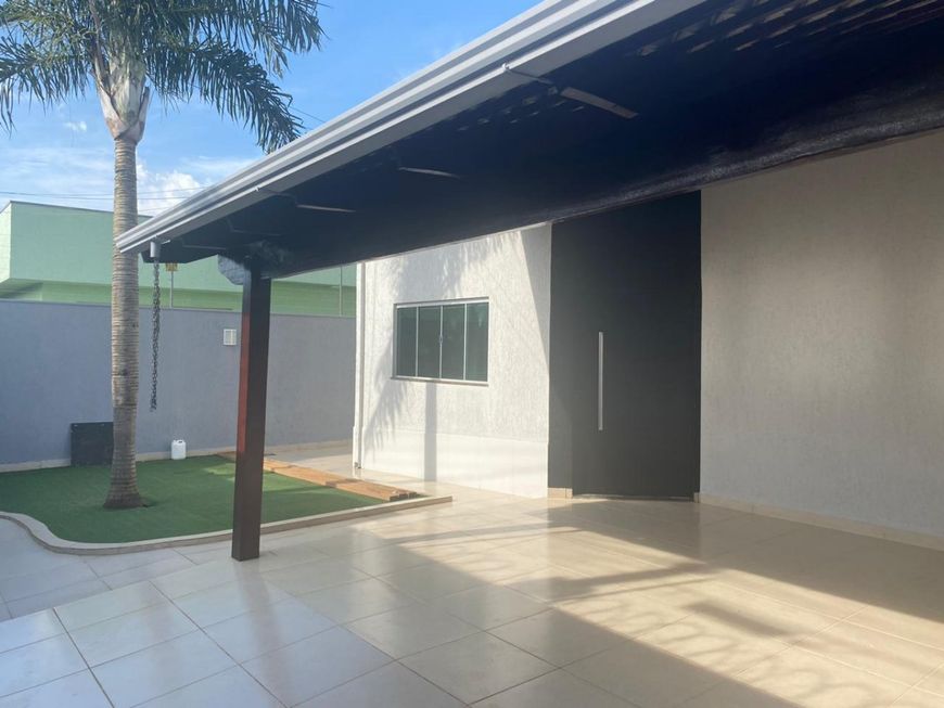 Linda Casa 3/4 sendo uma suíte no bairro Parque Brasília 2ª Etapa - Anápolis - GO