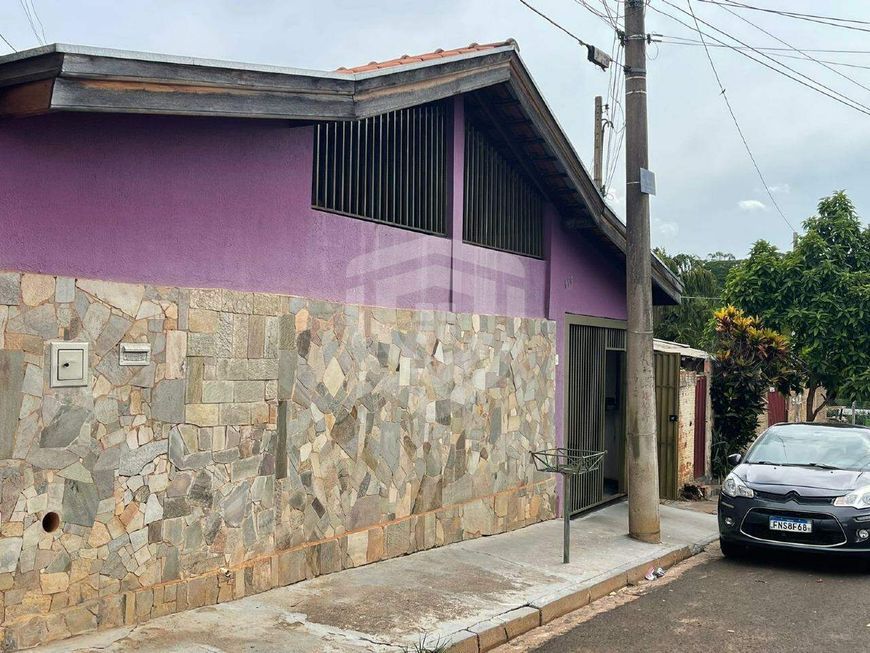 CASA | 3 DORMITÓRIOS | 2 BANHEIROS | 3 VAGAS DE GARAGEM