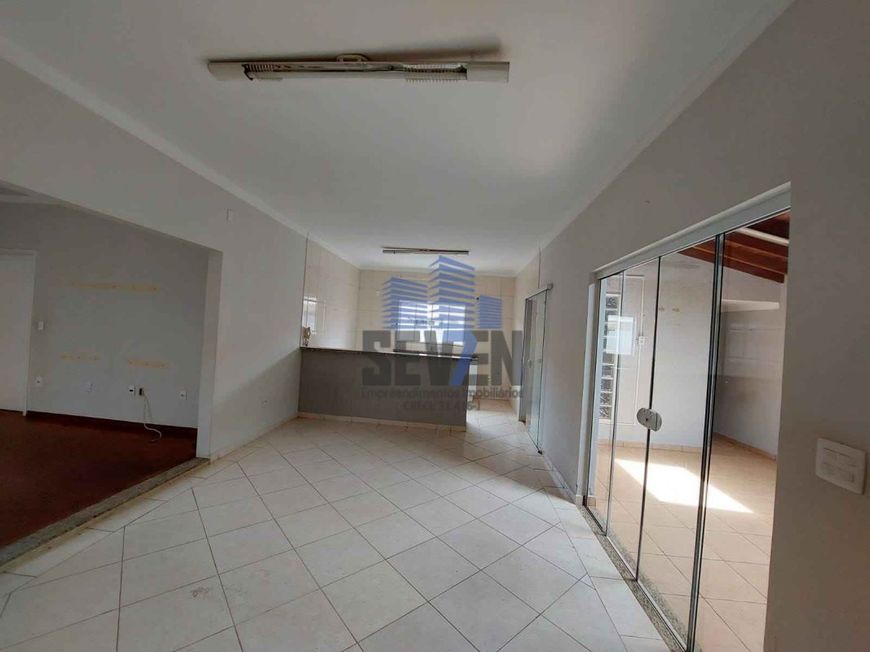 CASA COM 3 QUARTOS A VENDA JARDIM BELA VISTA - BAURU