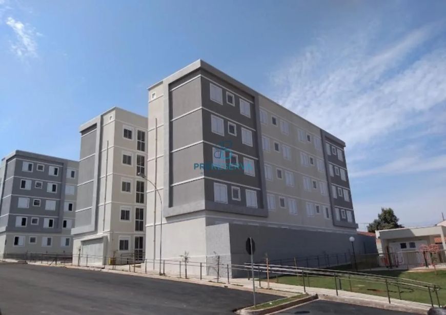 Apartamento no Residencial Parque Bari com 2 dormitórios