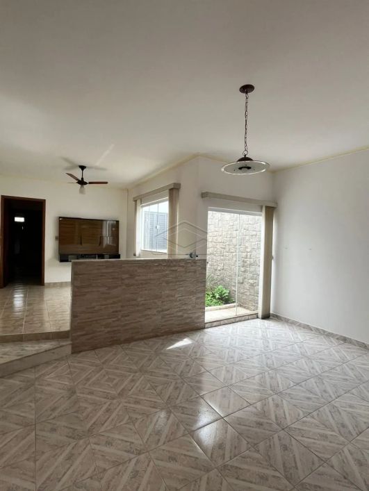Ótima casa para VENDA no BELA VISTA!