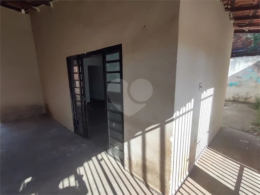 Casa de vila com 4 quartos à venda em Núcleo Habitacional Vereador Edson Francisco Da Silva - SP