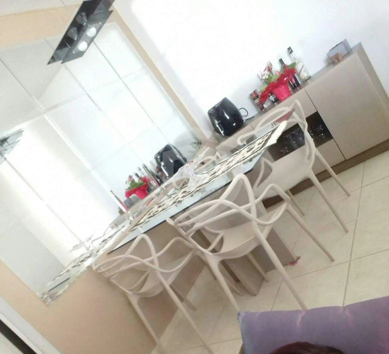 Apartamento Edificio Bonardi composto de 2 domitórios, sala americana e 1 vaga de gargem
