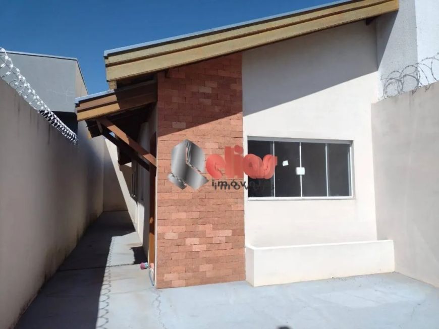 Casa 2 quartos 55m² à venda no Vila Dutra por $ 240 mil