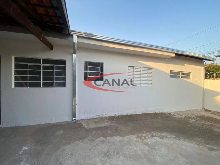 EXCELENTE IMOVEL COM DUAS CASAS