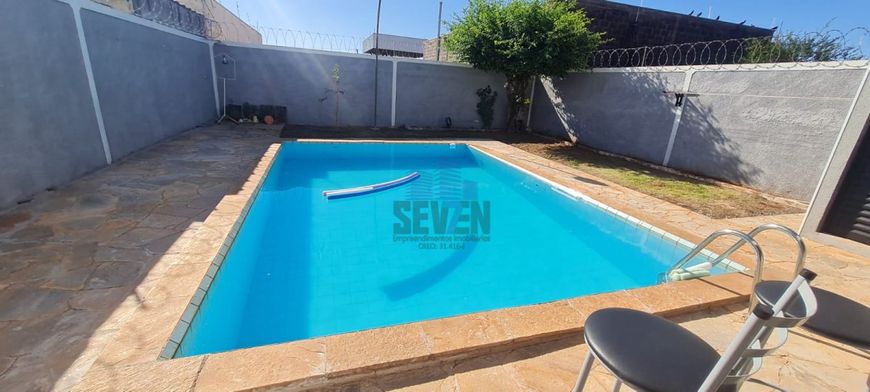 Residência jardim Coralina Próximo ao Bate Bola