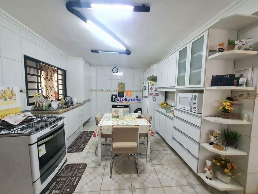 CASA SANTA EDWIRGES | 2 QUARTOS | 1 SALA | 3 VAGAS | BAURU