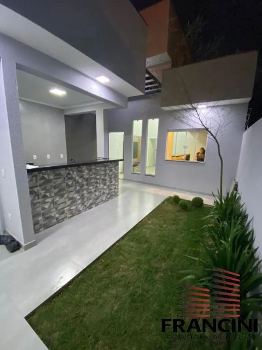 Casa para Venda em Bauru, Vila Rocha, 3 dormitórios, 1 suíte, 2 banheiros, 3 vagas