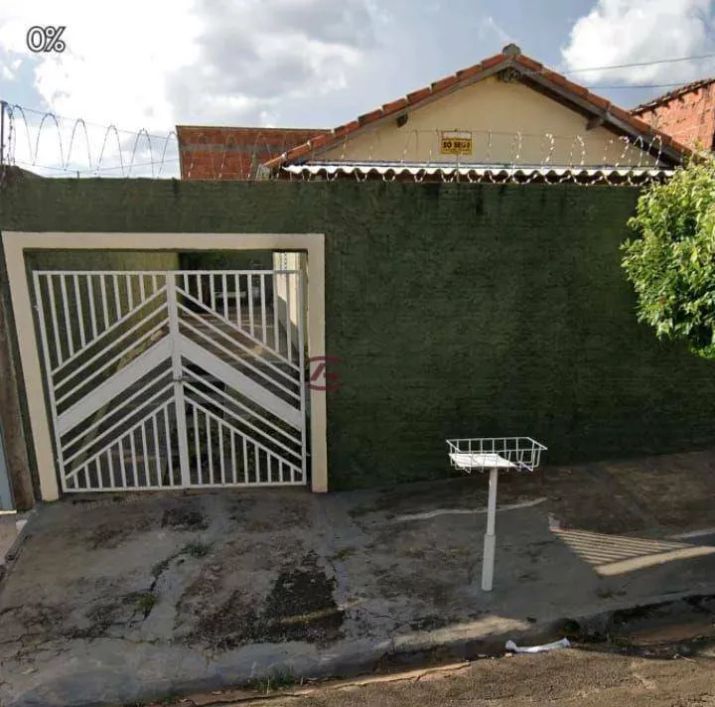 Residência C / 3 Dormitórios, Local Tranquilo E Seguro
